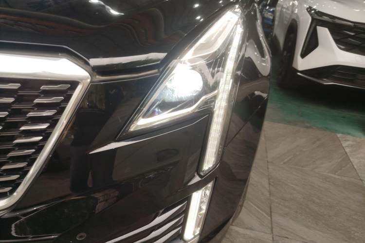 Used Cadillac XT5 2024 2.0T Two-Wheel Drive Fashion Edition Left Front Headlight