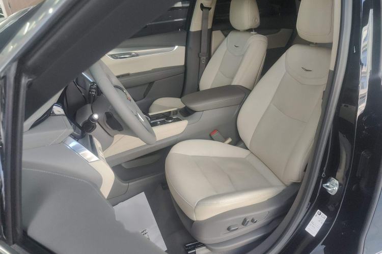 Used Cadillac XT5 2024 2.0T Two-Wheel Drive Fashion Edition Left Front Seat