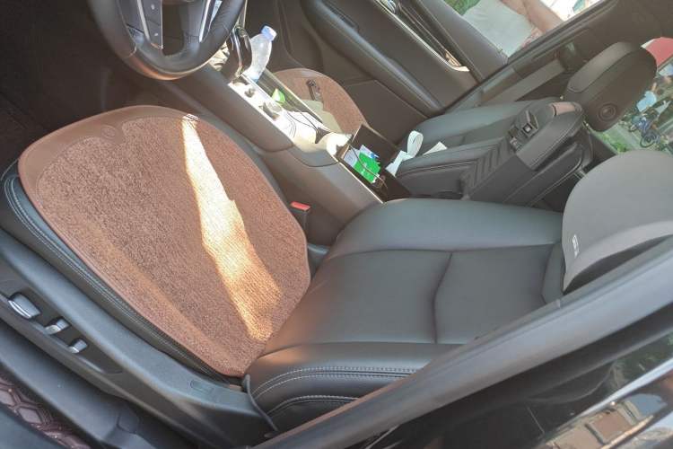 Used Cadillac XT5 2024 2.0T Two-Wheel Drive Fashion Edition Left Front Seat