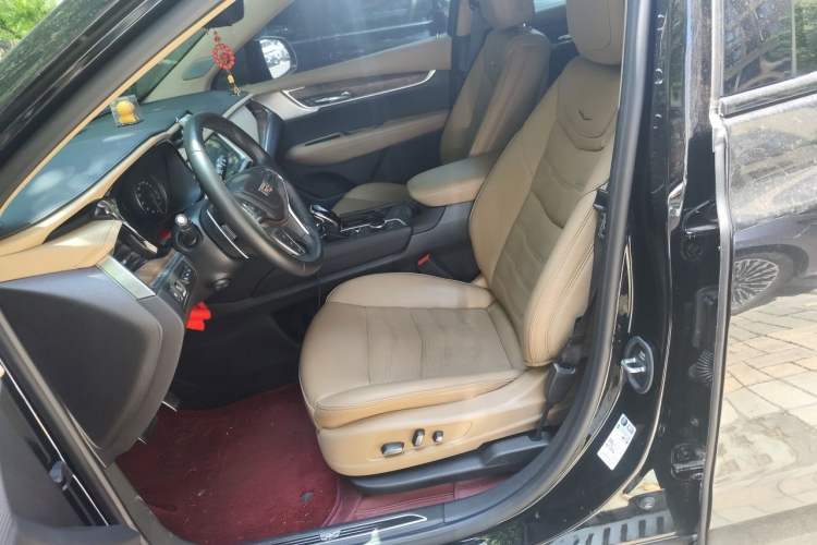 Used Cadillac XT5 2024 2.0T Four-Wheel Drive Platinum Edition Left Front Seat