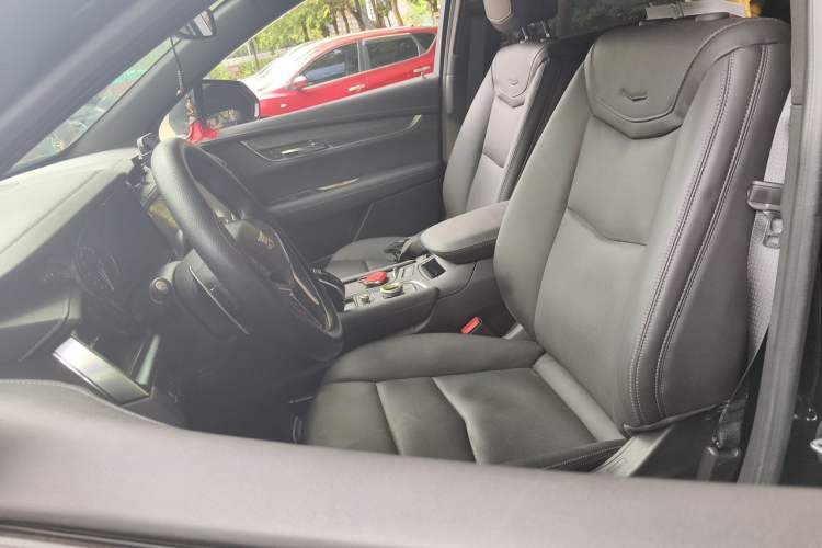 Used Cadillac XT5 2024 2.0T All-Wheel-Drive Luxury Version (Hummingbird Edition) Left Front Seat