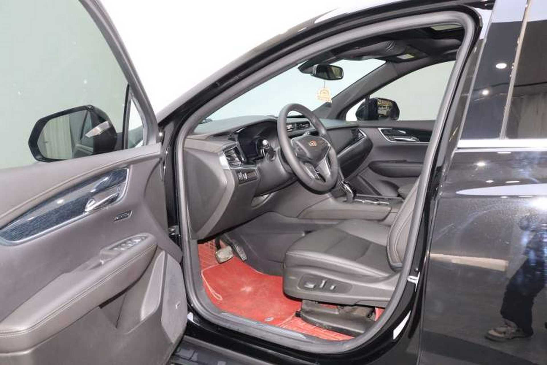 Used Cadillac XT5 2024 2.0T Two-Wheel Drive Fashion Edition Left Front Seat