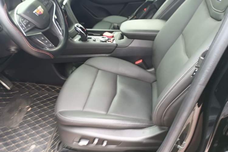 Used Cadillac XT5 2024 2.0T All-Wheel-Drive Luxury Version (Hummingbird Edition) Left Front Seat