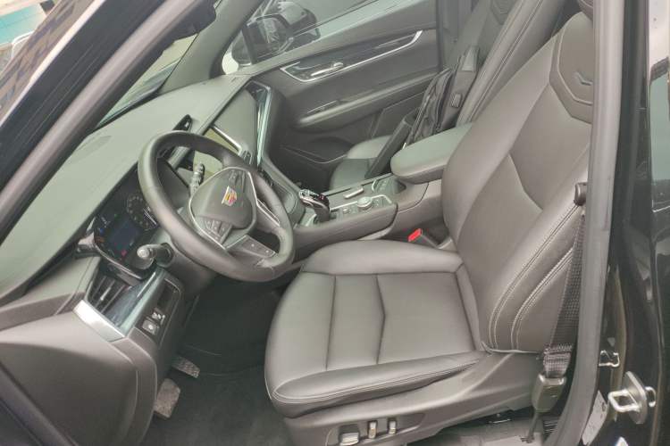 Used Cadillac XT5 2024 2.0T Two-Wheel Drive Fashion Edition Left Front Seat