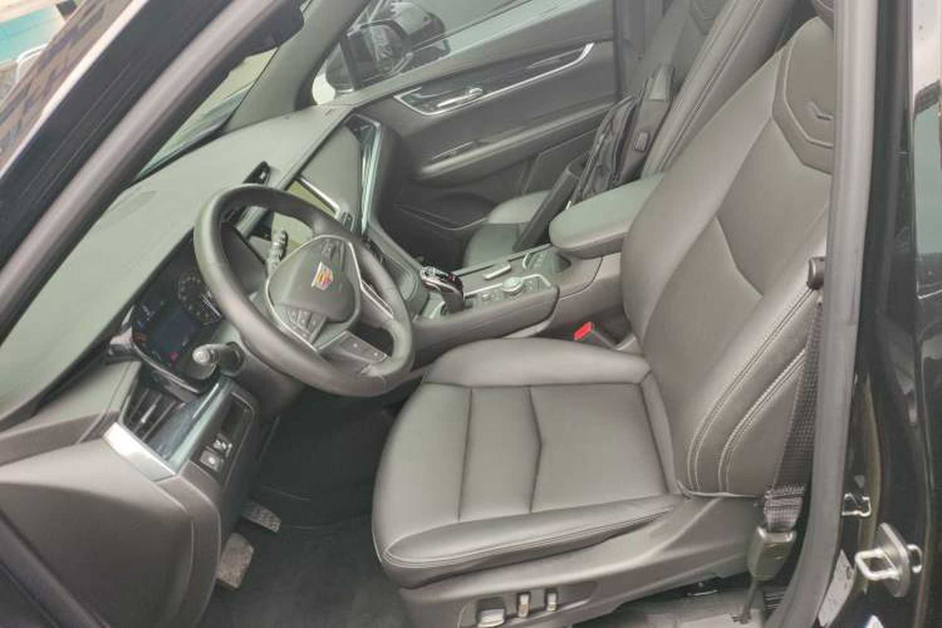Used Cadillac XT5 2024 2.0T Two-Wheel Drive Fashion Edition Left Front Seat