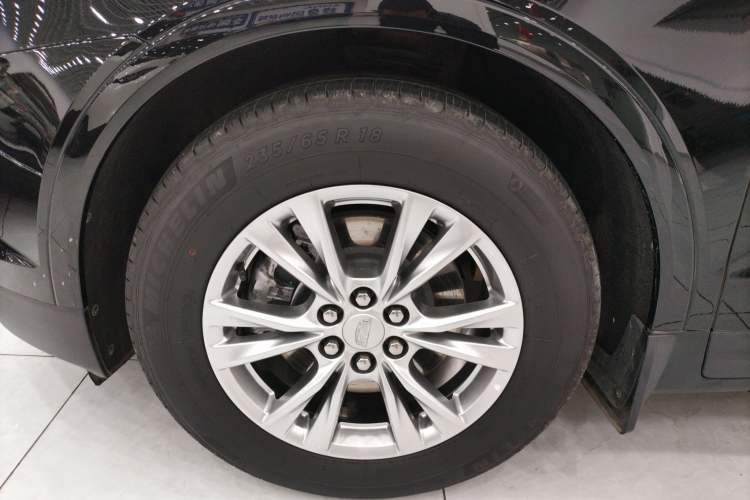Used Cadillac XT5 2024 2.0T Two-Wheel Drive Fashion Edition Left Front Wheel Hub