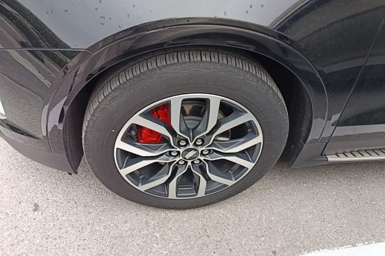 Used Cadillac XT5 2024 2.0T All-Wheel-Drive Luxury Version (Hummingbird Edition) Left Front Wheel Hub