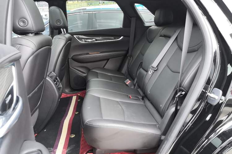 Used Cadillac XT5 2024 2.0T All-Wheel-Drive Luxury Version (Hummingbird Edition) Left Rear Seat