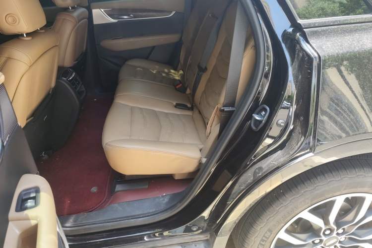 Used Cadillac XT5 2024 2.0T Four-Wheel Drive Platinum Edition Left Rear Seat