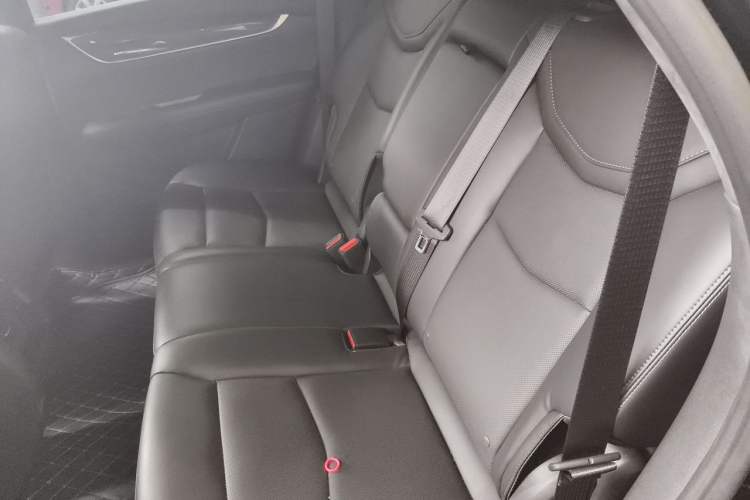 Used Cadillac XT5 2024 2.0T All-Wheel-Drive Luxury Version (Hummingbird Edition) Left Rear Seat