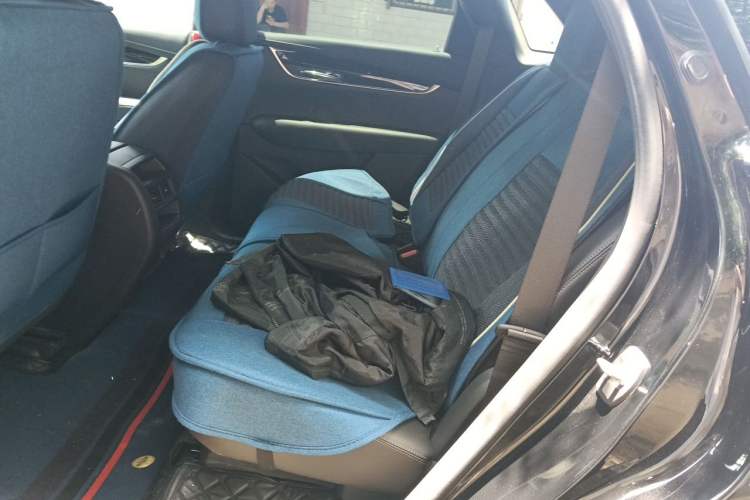 Used Cadillac XT5 2024 2.0T Two-Wheel Drive Fashion Edition Left Rear Seat