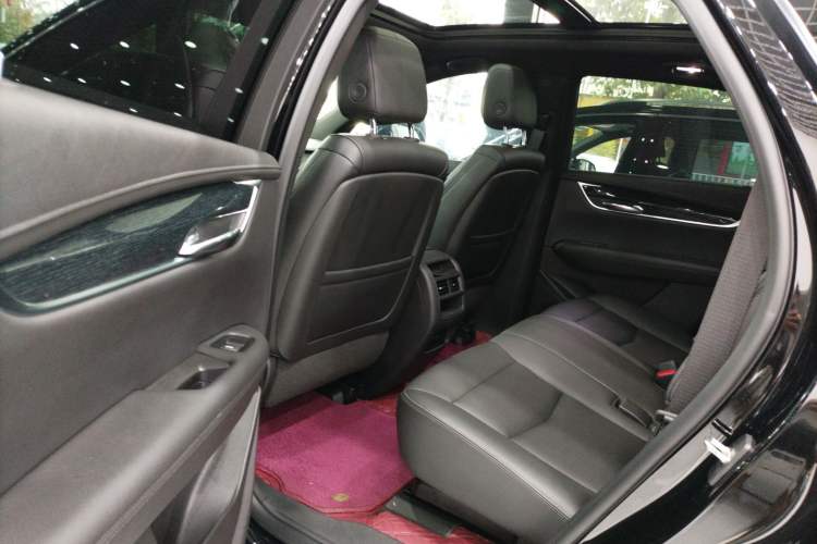 Used Cadillac XT5 2024 2.0T Two-Wheel Drive Fashion Edition Left Rear Seat