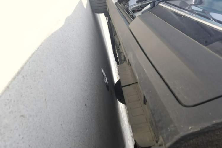 Used Cadillac XT5 2024 2.0T Two-Wheel Drive Fashion Edition Left Side Sill