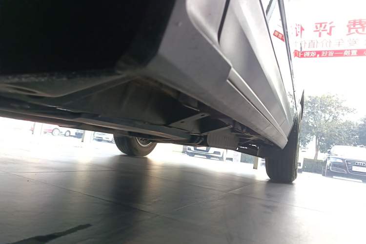 Used Cadillac XT5 2024 2.0T Two-Wheel Drive Fashion Edition Left Side Sill