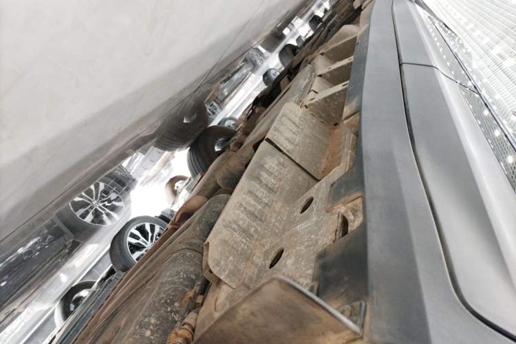 Used Cadillac XT5 2024 2.0T Two-Wheel Drive Fashion Edition Left Side Sill
