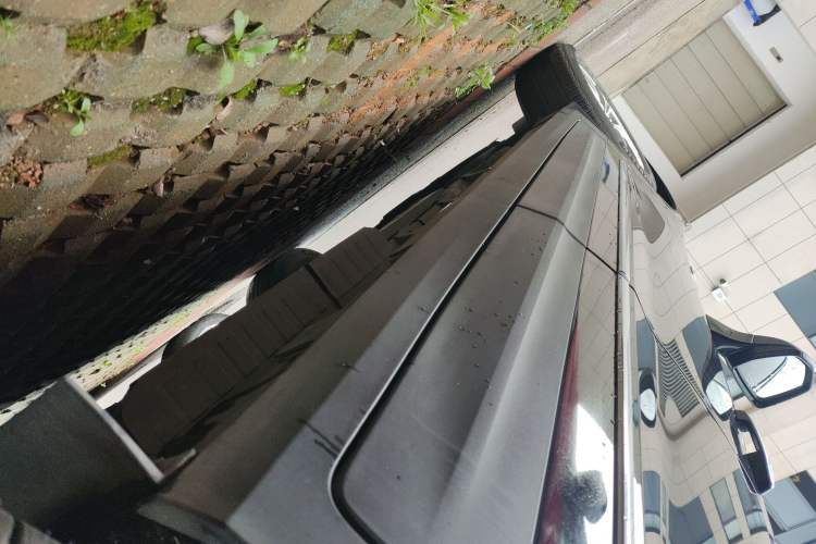 Used Cadillac XT5 2024 2.0T Two-Wheel Drive Fashion Edition Left Side Sill