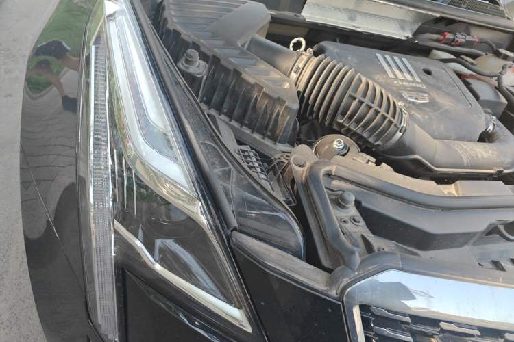 Used Cadillac XT5 2024 2.0T Two-Wheel Drive Fashion Edition Right Front Headlight