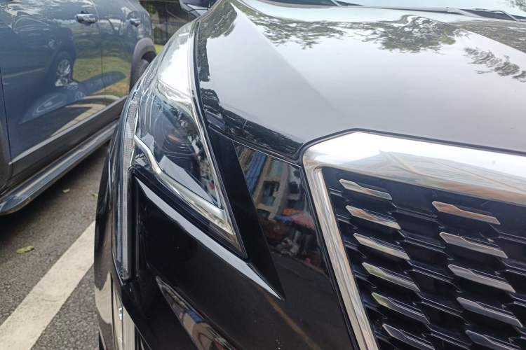 Used Cadillac XT5 2024 2.0T Two-Wheel Drive Fashion Edition Right Front Headlight