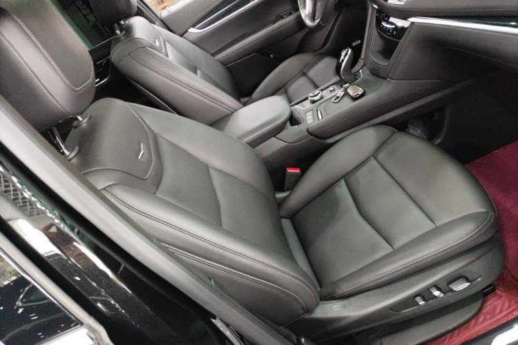 Used Cadillac XT5 2024 2.0T Two-Wheel Drive Fashion Edition Right Front Seat