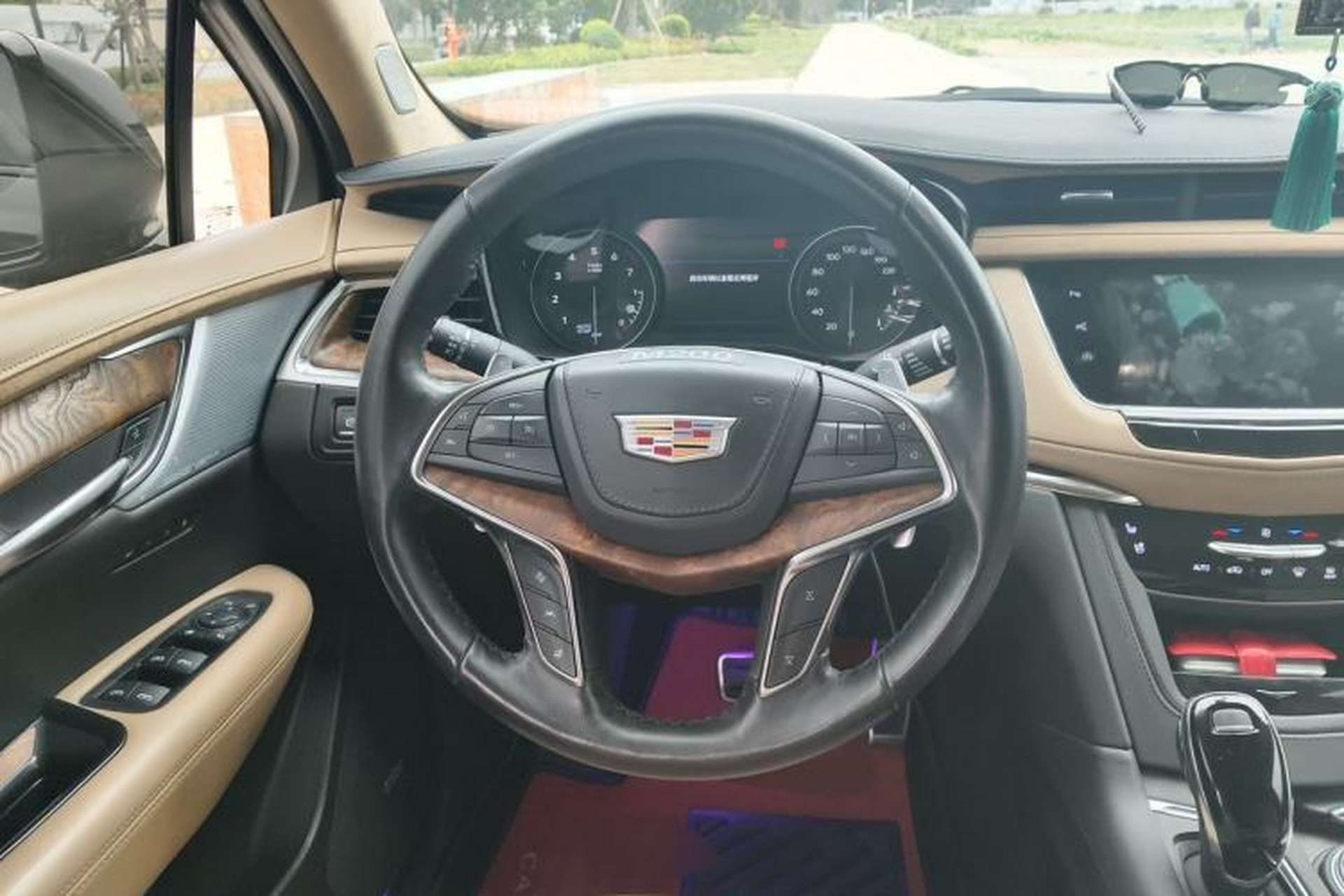 Used Cadillac XT5 2024 2.0T Four-Wheel Drive Platinum Edition Steering Wheel