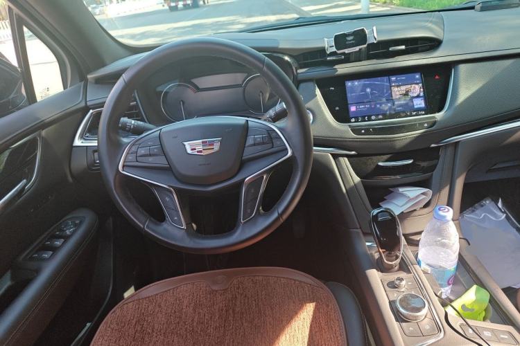 Used Cadillac XT5 2024 2.0T Two-Wheel Drive Fashion Edition Steering Wheel