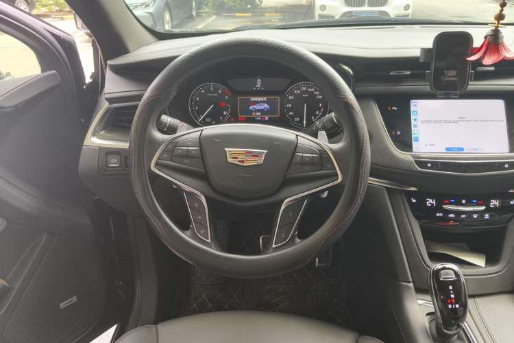 Used Cadillac XT5 2024 2.0T All-Wheel-Drive Luxury Version (Hummingbird Edition) Steering Wheel