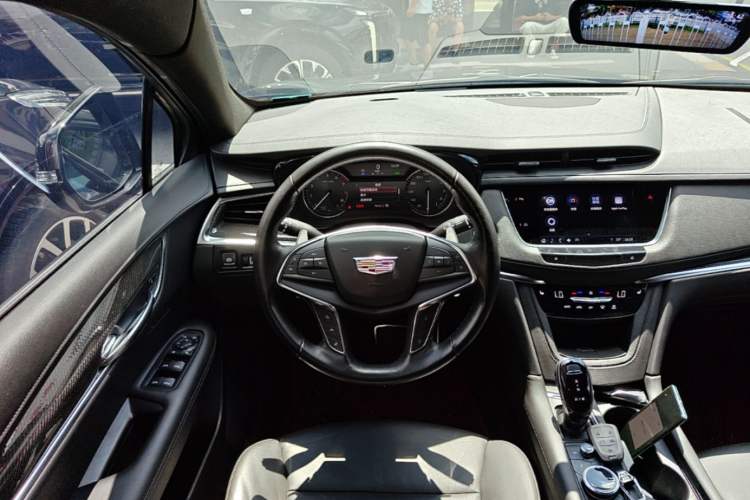 Used Cadillac XT5 2024 2.0T All-Wheel-Drive Luxury Version (Hummingbird Edition) Steering Wheel