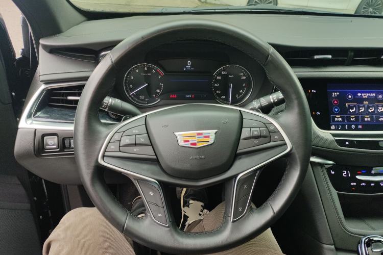 Used Cadillac XT5 2024 2.0T Two-Wheel Drive Fashion Edition Steering Wheel