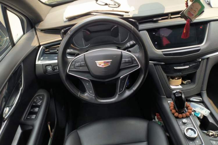 Used Cadillac XT5 2024 2.0T Two-Wheel Drive Fashion Edition Steering Wheel