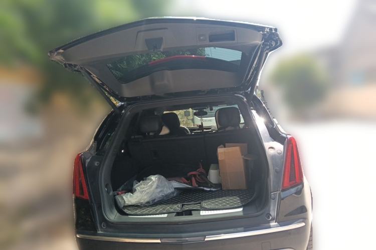 Used Cadillac XT5 2024 2.0T Two-Wheel Drive Fashion Edition Trunk