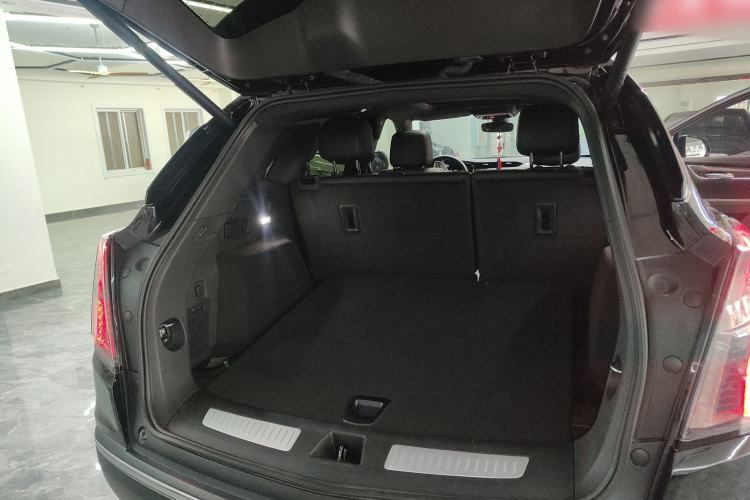 Used Cadillac XT5 2024 2.0T All-Wheel-Drive Luxury Version (Hummingbird Edition) Trunk