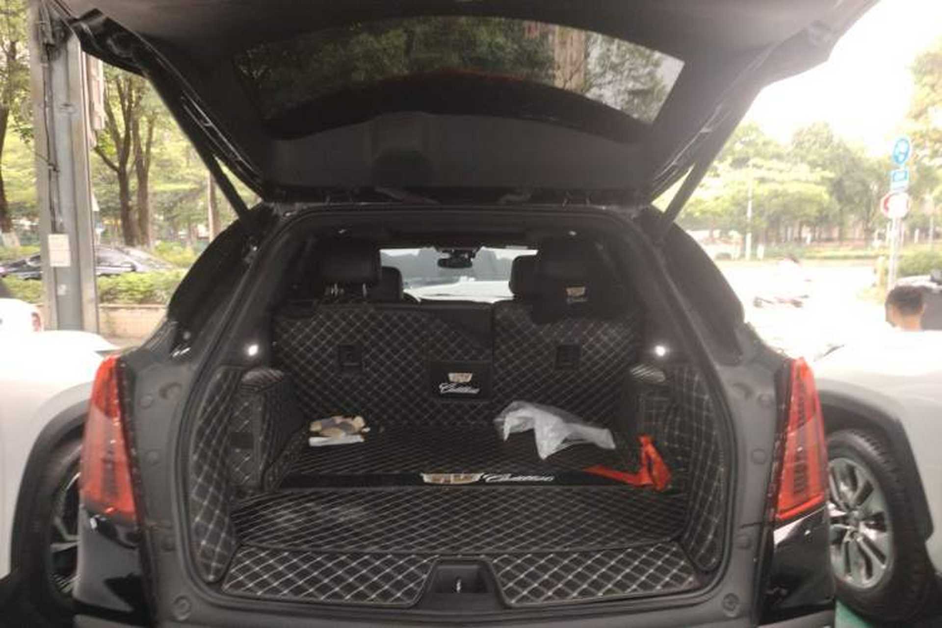 Used Cadillac XT5 2024 2.0T Two-Wheel Drive Fashion Edition Trunk