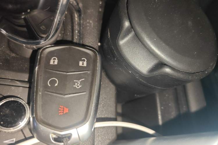 Used Cadillac XT5 2024 2.0T All-Wheel-Drive Luxury Version (Hummingbird Edition) Vehicle Key