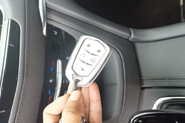 Used Cadillac XT5 2024 2.0T Two-Wheel Drive Fashion Edition Vehicle Key