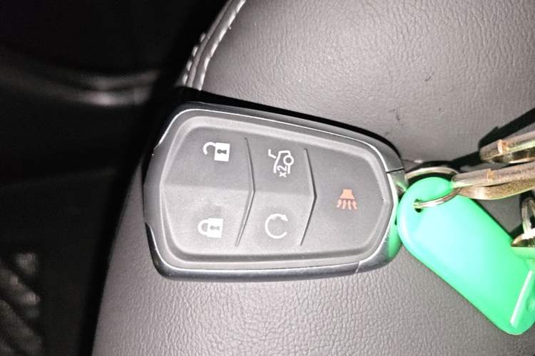 Used Cadillac XT5 2024 2.0T All-Wheel-Drive Luxury Version (Hummingbird Edition) Vehicle Key