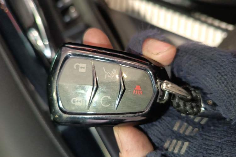 Used Cadillac XT5 2024 2.0T Two-Wheel Drive Fashion Edition Vehicle Key