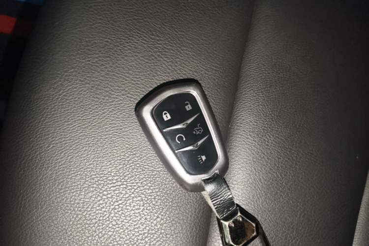 Used Cadillac XT5 2024 2.0T Two-Wheel Drive Fashion Edition Vehicle Key