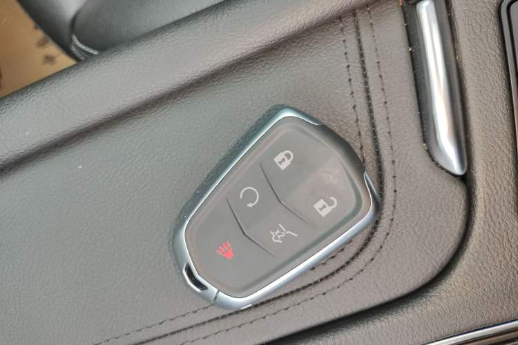 Used Cadillac XT5 2024 2.0T Two-Wheel Drive Fashion Edition Vehicle Key