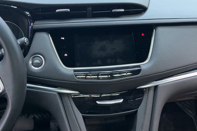 Used Cadillac XT5 2024 2.0T Two-Wheel Drive Fashion Edition Audio And AC Panel