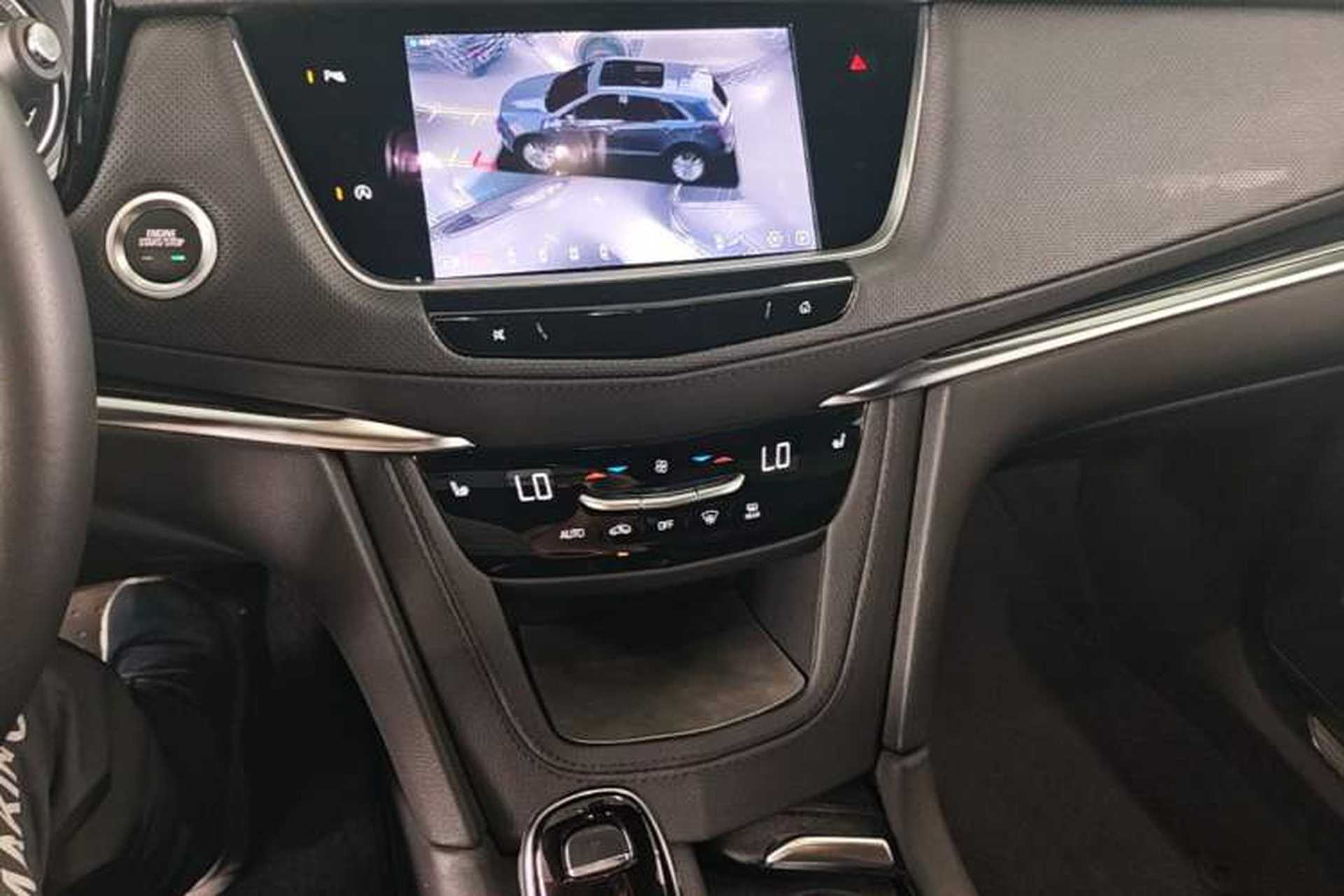 Used Cadillac XT5 2024 2.0T Two-Wheel Drive Fashion Edition Audio And AC Panel