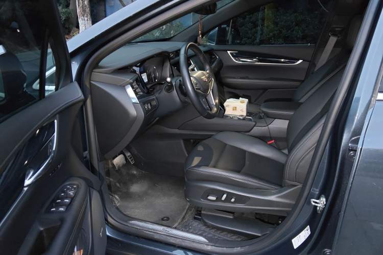 Used Cadillac XT5 2024 2.0T Two-Wheel Drive Fashion Edition Driver Seat
