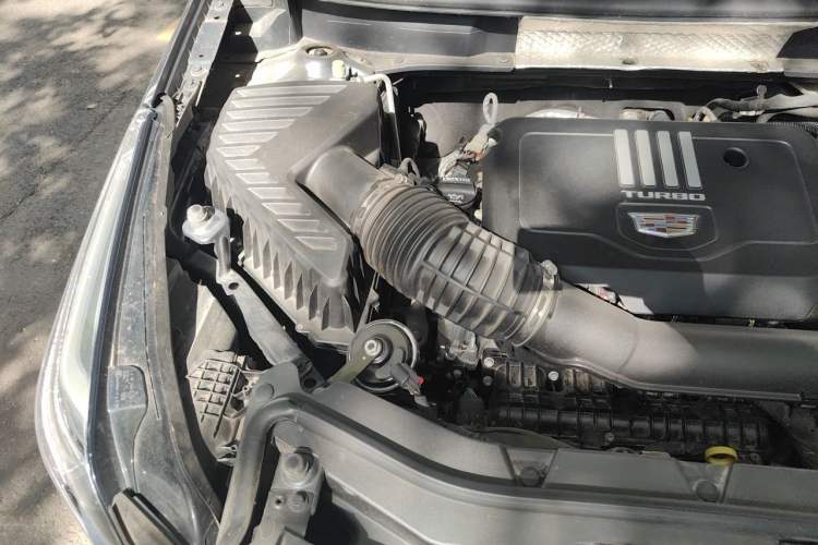 Used Cadillac XT5 2024 2.0T All-Wheel-Drive Luxury Version (Hummingbird Edition) Engine Bay Right