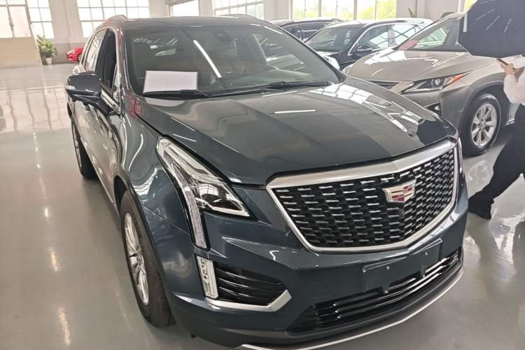 Used Cadillac XT5 2024 2.0T Two-Wheel Drive Fashion Edition Front Right 45 Deg