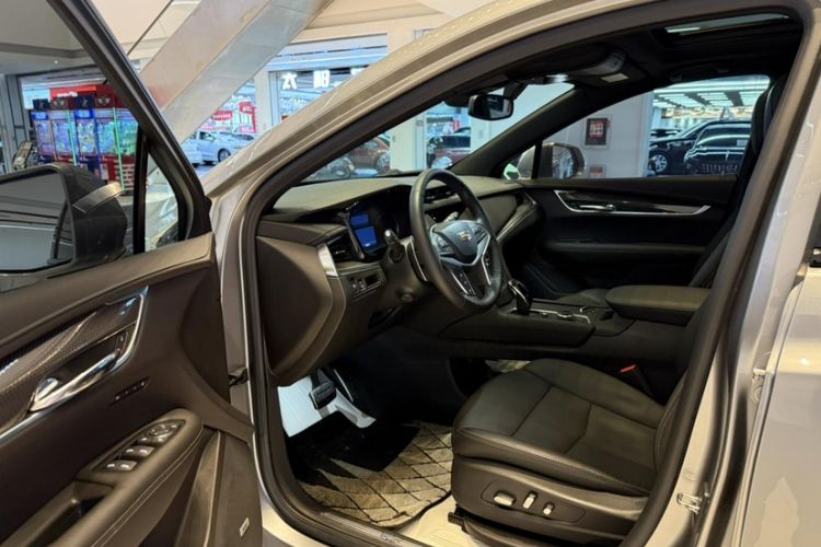 Used Cadillac XT5 2024 2.0T All-Wheel-Drive Luxury Version (Hummingbird Edition) Interior 1