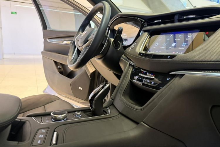 Used Cadillac XT5 2024 2.0T All-Wheel-Drive Luxury Version (Hummingbird Edition) Interior 12