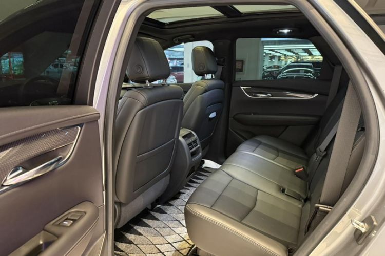 Used Cadillac XT5 2024 2.0T All-Wheel-Drive Luxury Version (Hummingbird Edition) Interior 5