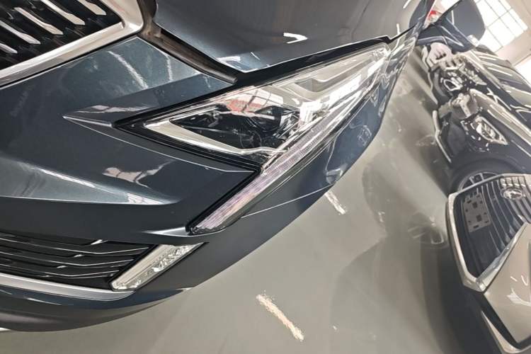 Used Cadillac XT5 2024 2.0T Two-Wheel Drive Fashion Edition Left Front Headlight