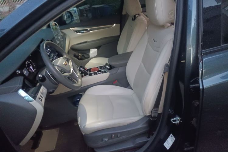 Used Cadillac XT5 2024 2.0T All-Wheel-Drive Luxury Version (Hummingbird Edition) Left Front Seat