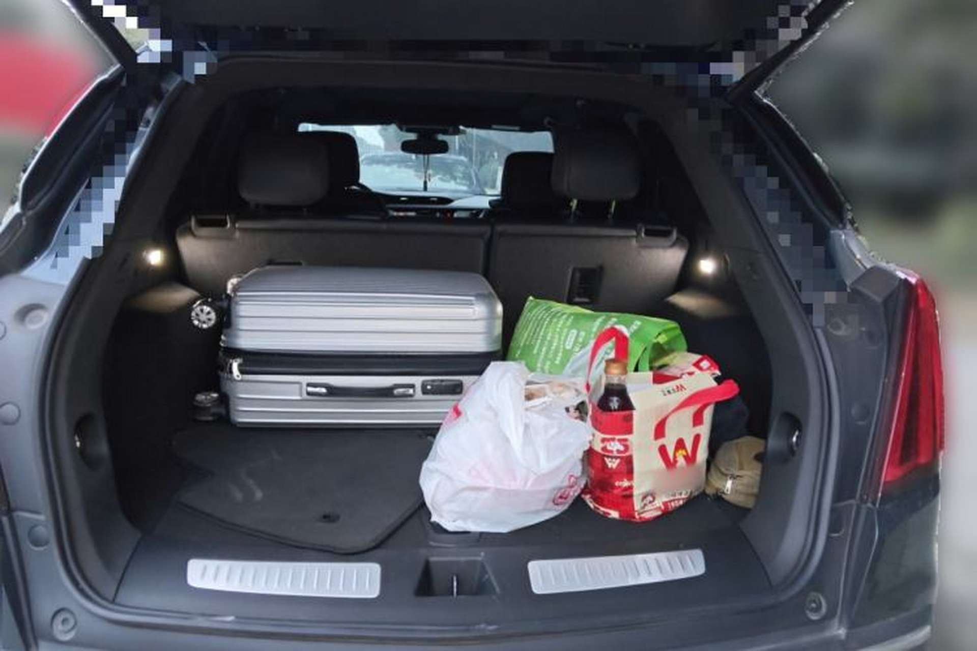 Used Cadillac XT5 2024 2.0T Two-Wheel Drive Fashion Edition Trunk