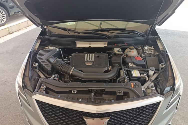 Used Cadillac XT5 2024 2.0T All-Wheel-Drive Luxury Version (Hummingbird Edition) Engine Bay